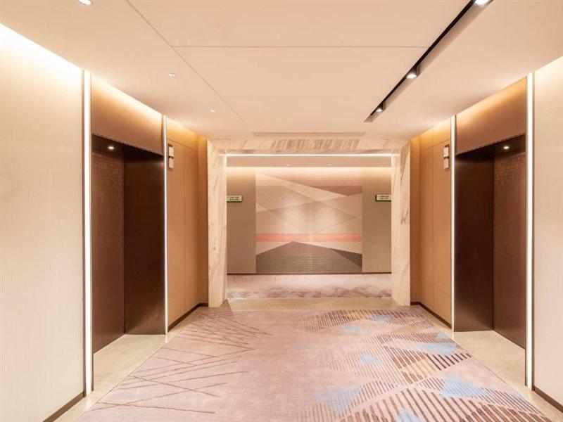 Khách sạn Nanjing Road By Ihg 5*